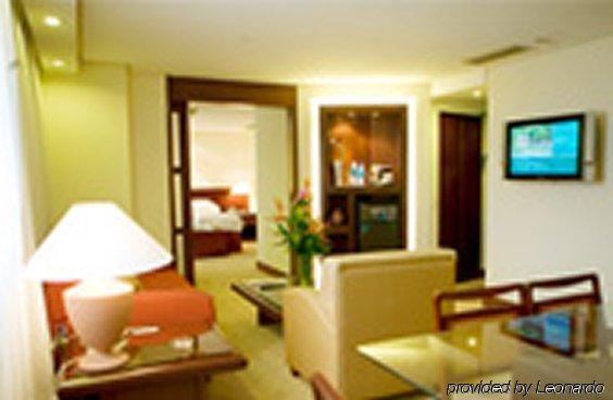 Eurobuilding Hotel & Suites Caracas Rum bild Suite room