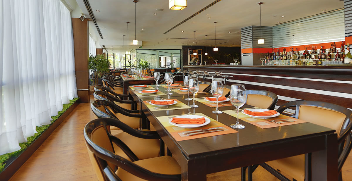Eurobuilding Hotel & Suites Caracas Exteriör bild The restaurant